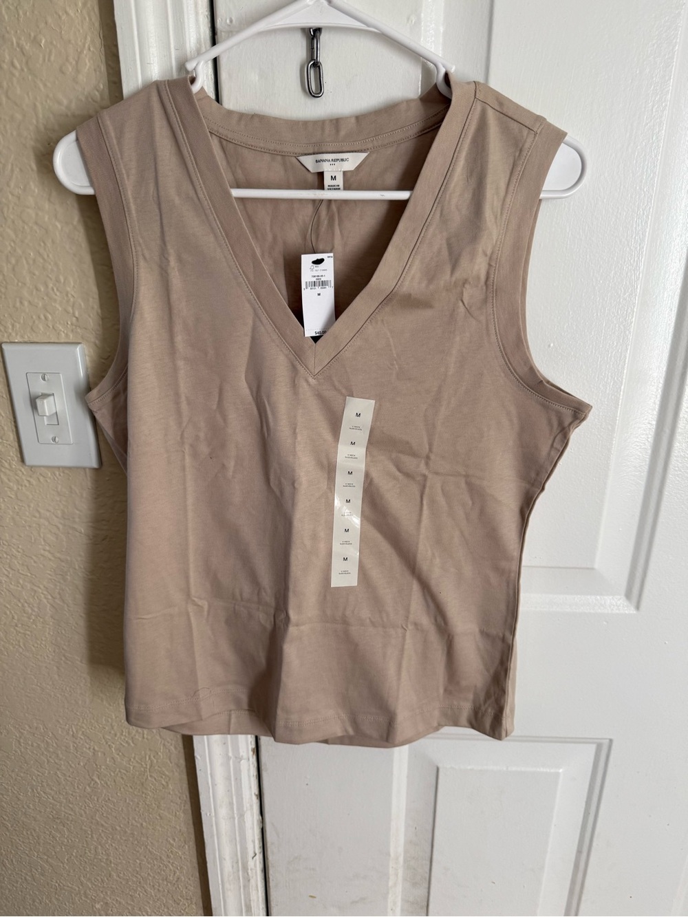 Banana Republic Sleeveless V-Neck Tank Top in Taupe Beige